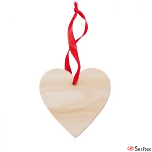 Colgador de madera en forma de corazn personalizado